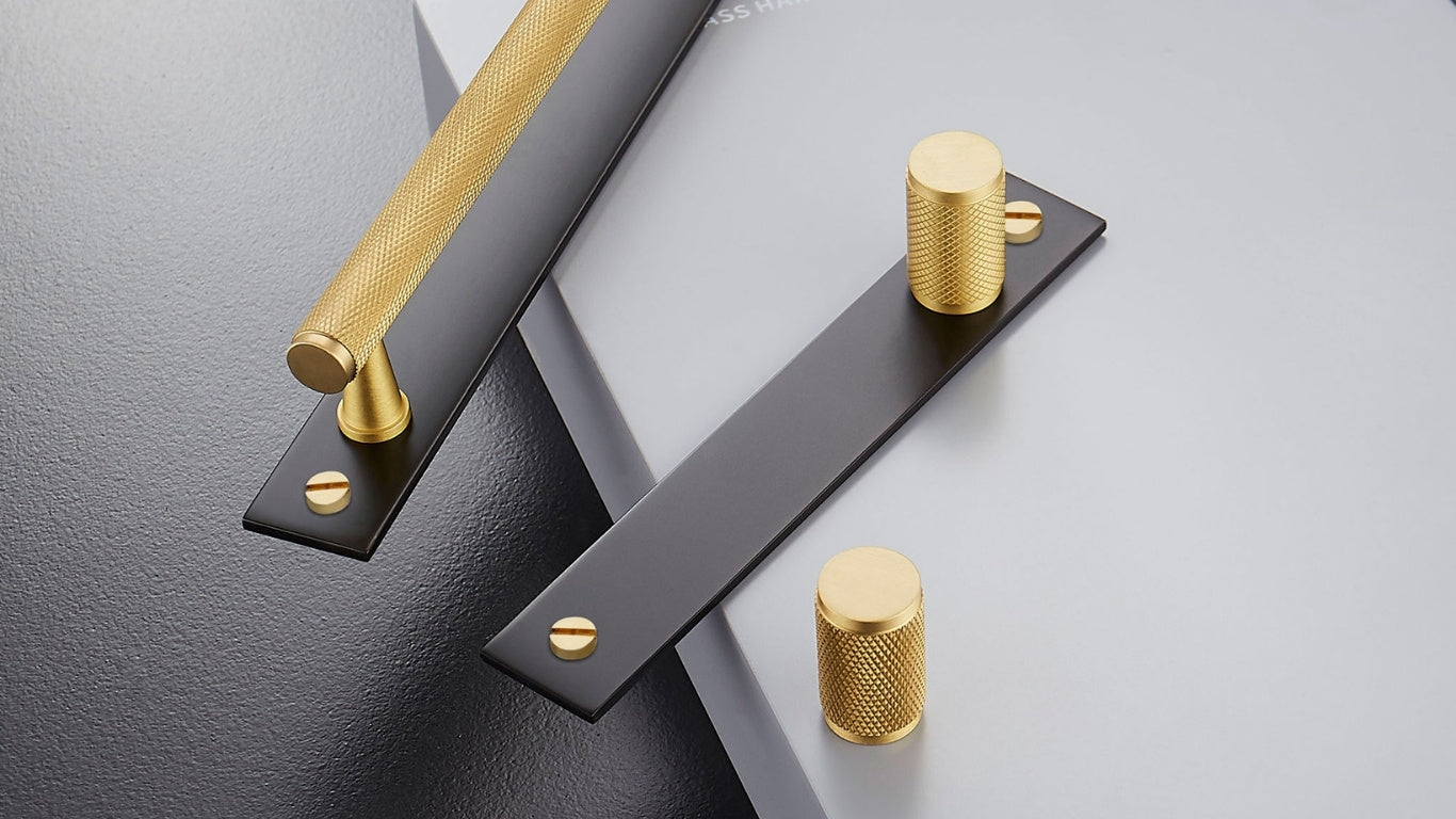Handle 5005 | Knurled | Brass