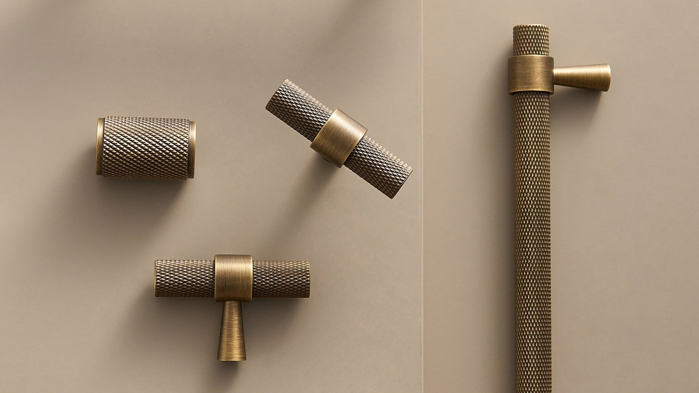 T-bar CH016 | Lättrad | Antik Mässing