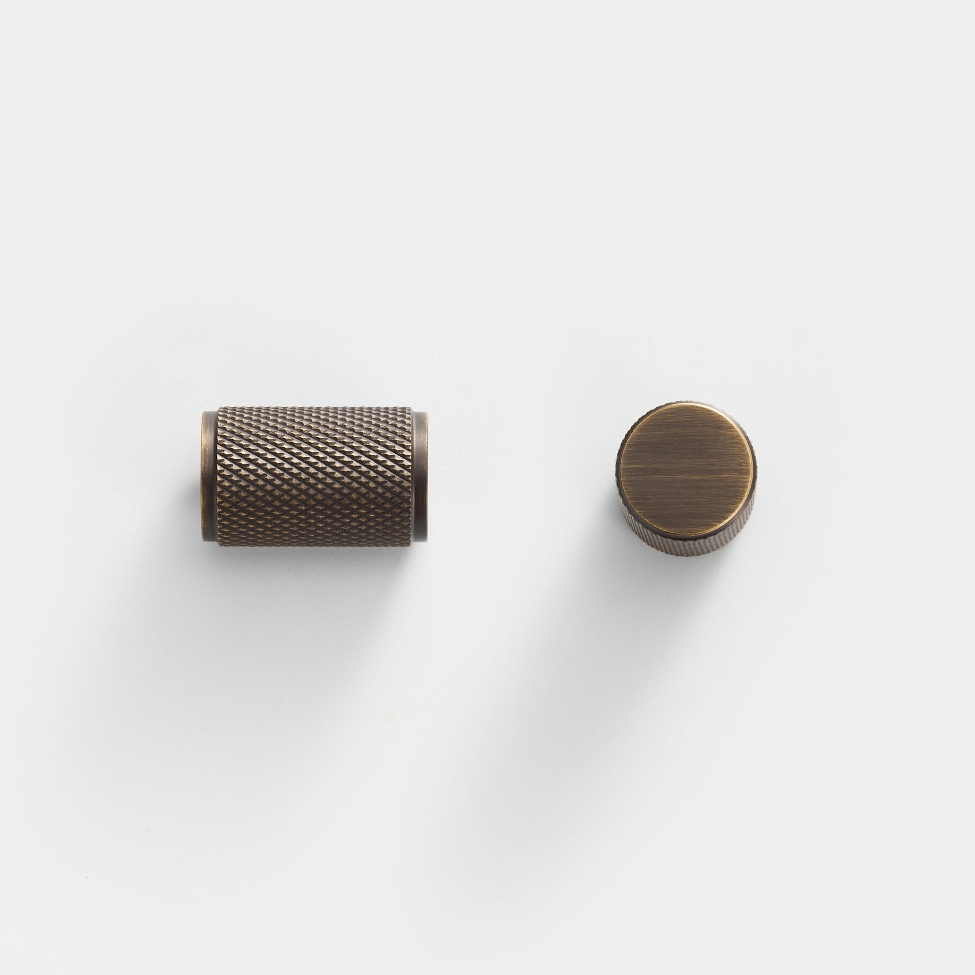 Pomello CH035 | Zigrinato | Ottone Antico