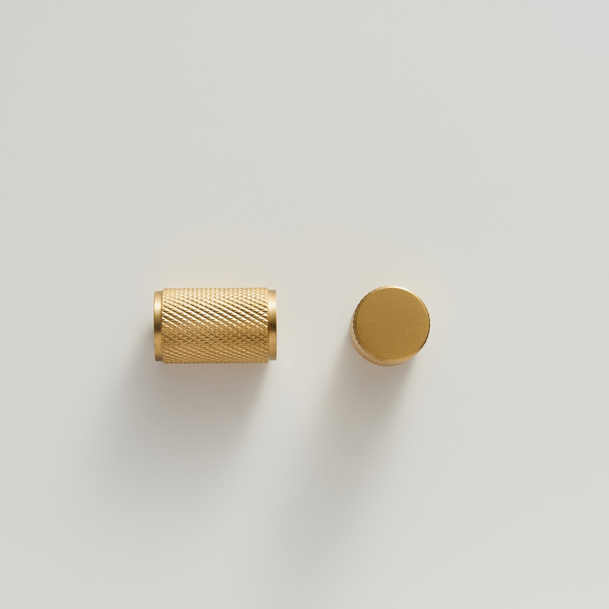 Pomello CH035 | Zigrinato | Ottone